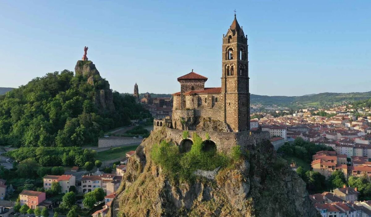 Le Puy-en-Velay - Internacional