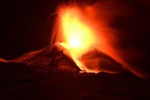 El volcán Etna (Sicilia) en erupción