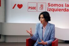 Andrea Fernández en la sede del PSOE