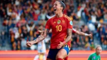Jenni Hermoso celebra el segundo gol del partido frente a República Checa