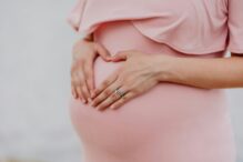 Baja por maternidad de 20 semanas - Economía