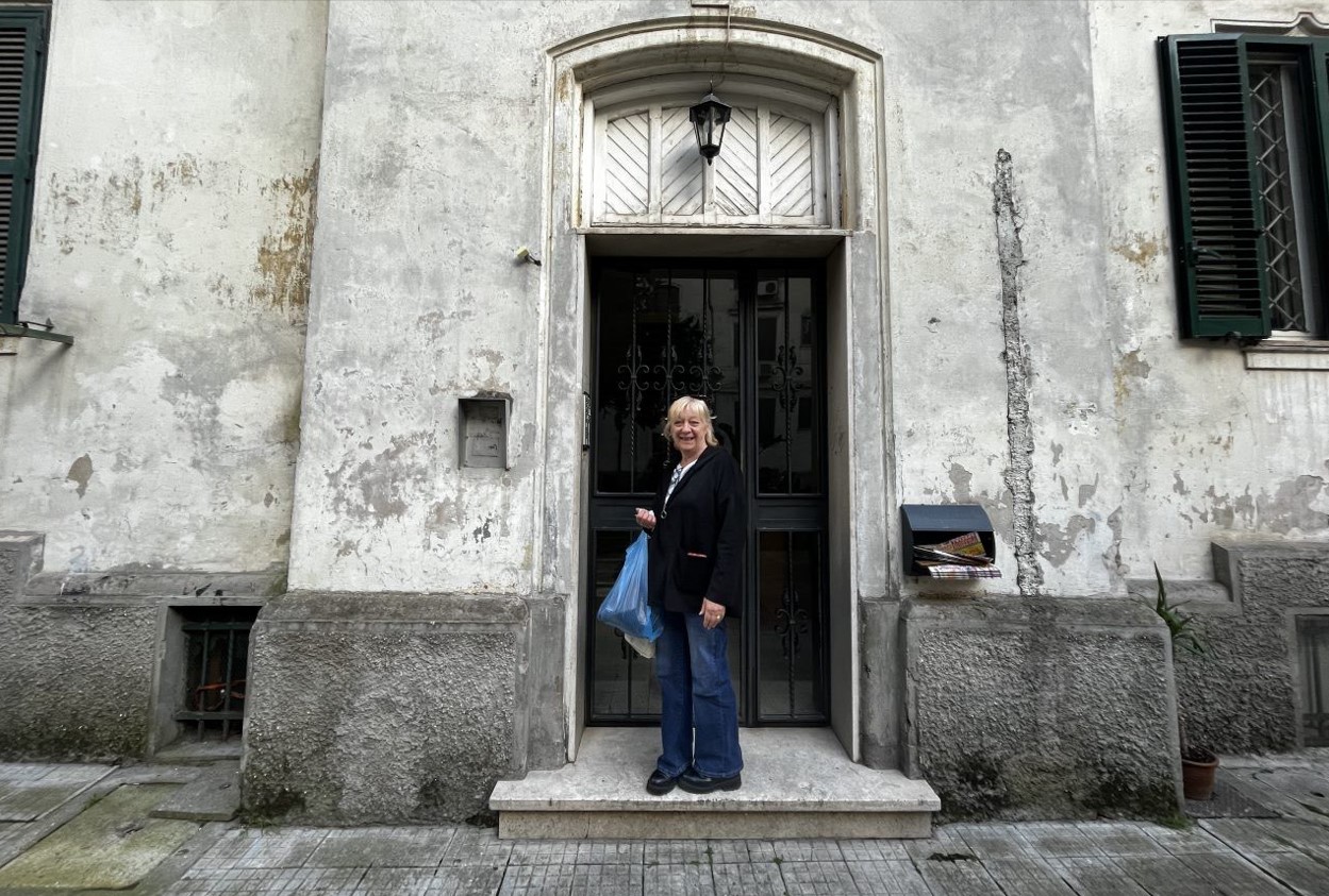 Sonia, de 65 años, una vecina de Via Giovanni Battista Bodoni