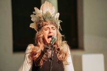 La bailarina y coreógrafa María Cabeza de Vaca durante su interpretación en el ciclo 'Tangentes', del Museo Carmen