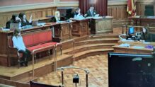 Juicio a Cristina Rivas, la mujer confesó matar a su hija Yaiza en Sant Joan Despí (Barcelona) para quien las acusaciones piden prisión permanente revisable.