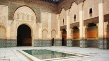 Patio de un hotel en Marrakech.