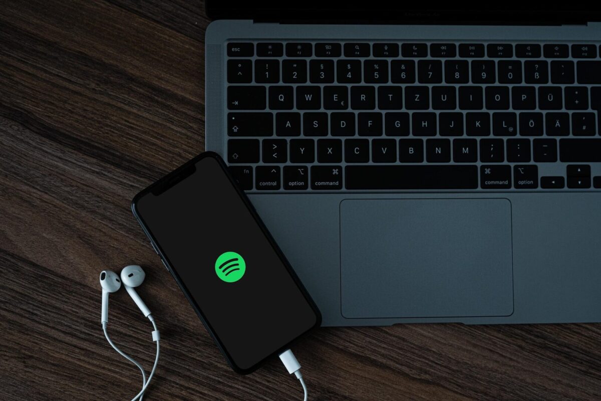 Spotify - Sociedad