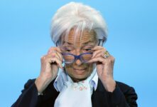 La presidenta del BCE, Christine Lagarde, en una rueda de prensa