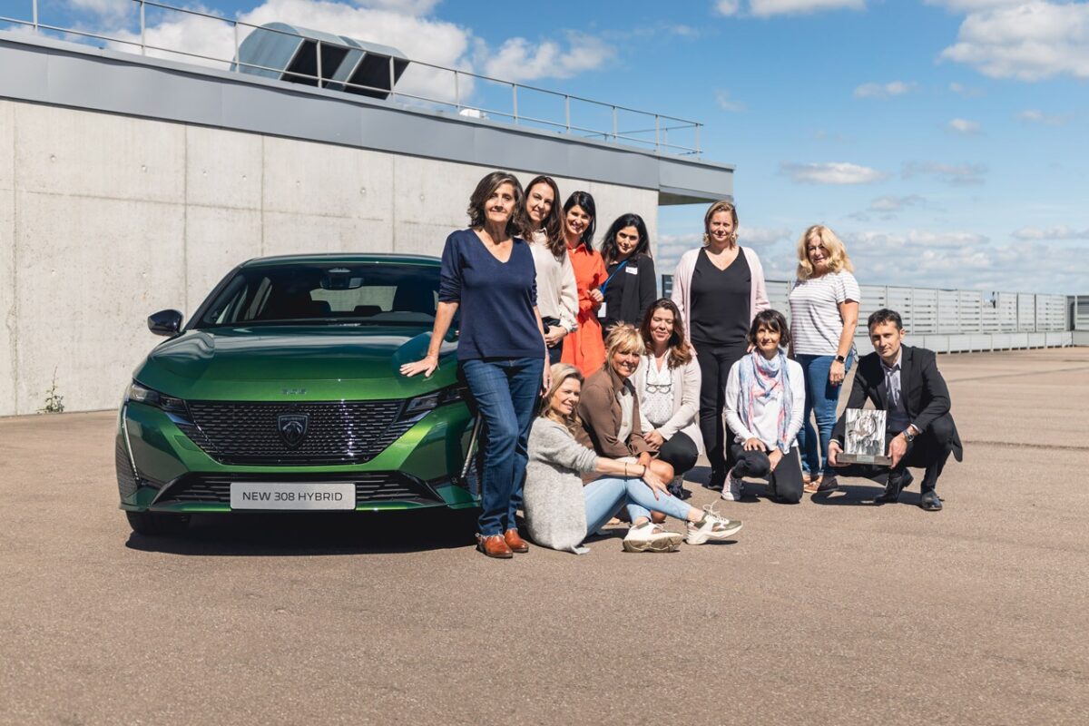 Jurado del Women's Worldwide Car of the Year.