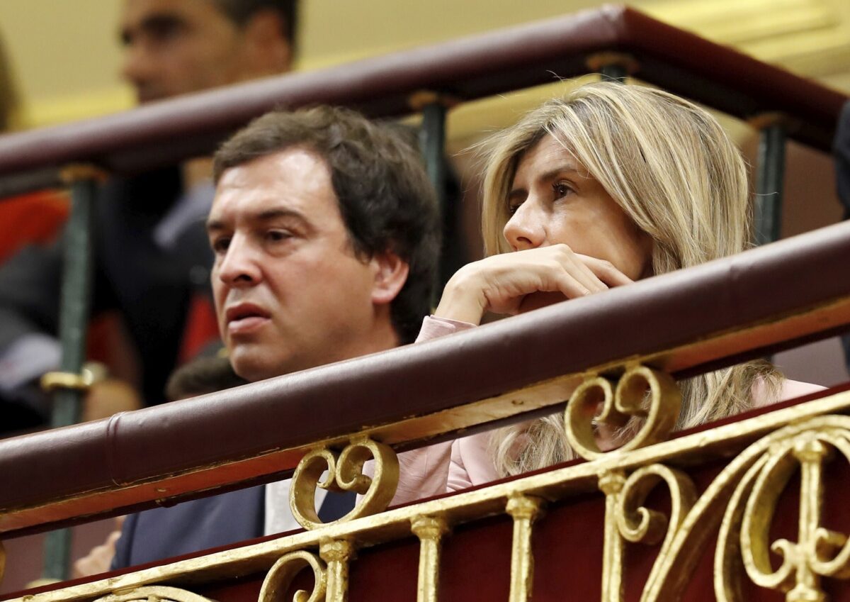 David Sánchez y Begoña Gómez - Política