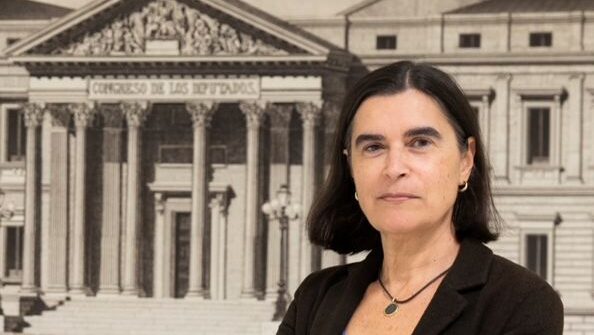 La letrado de las Cortes, Mercedes Araújo