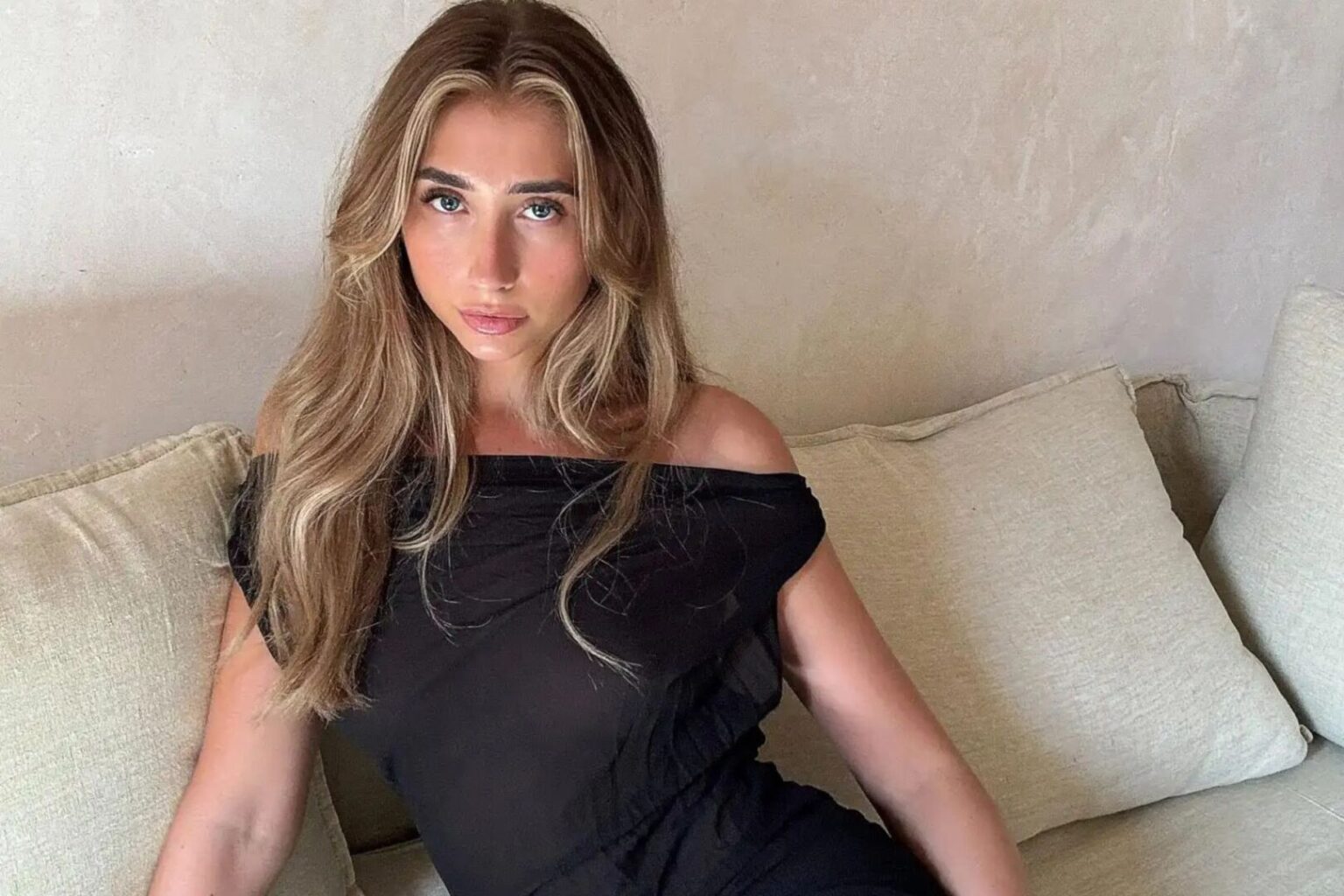La historia de Lily, la chica de OnlyFans que se ha acostado con 100