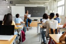 Profesor de secundaria - Sociedad