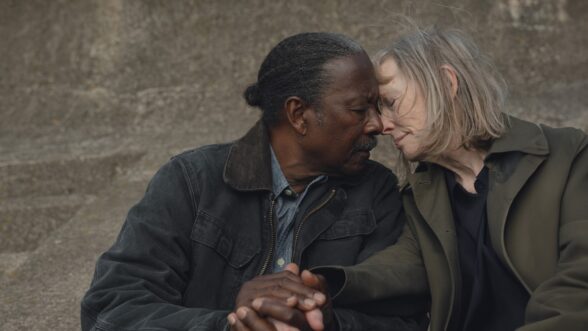 True Love (2024) - Sociedad