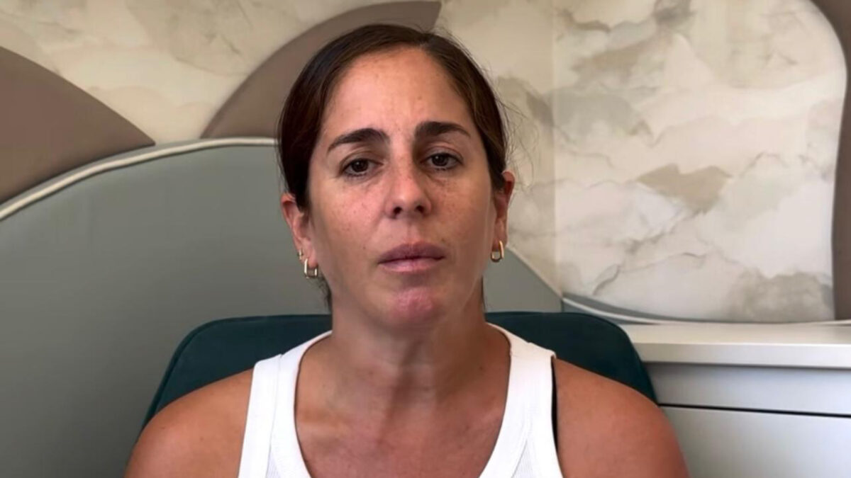 Anabel Pantoja - Sociedad