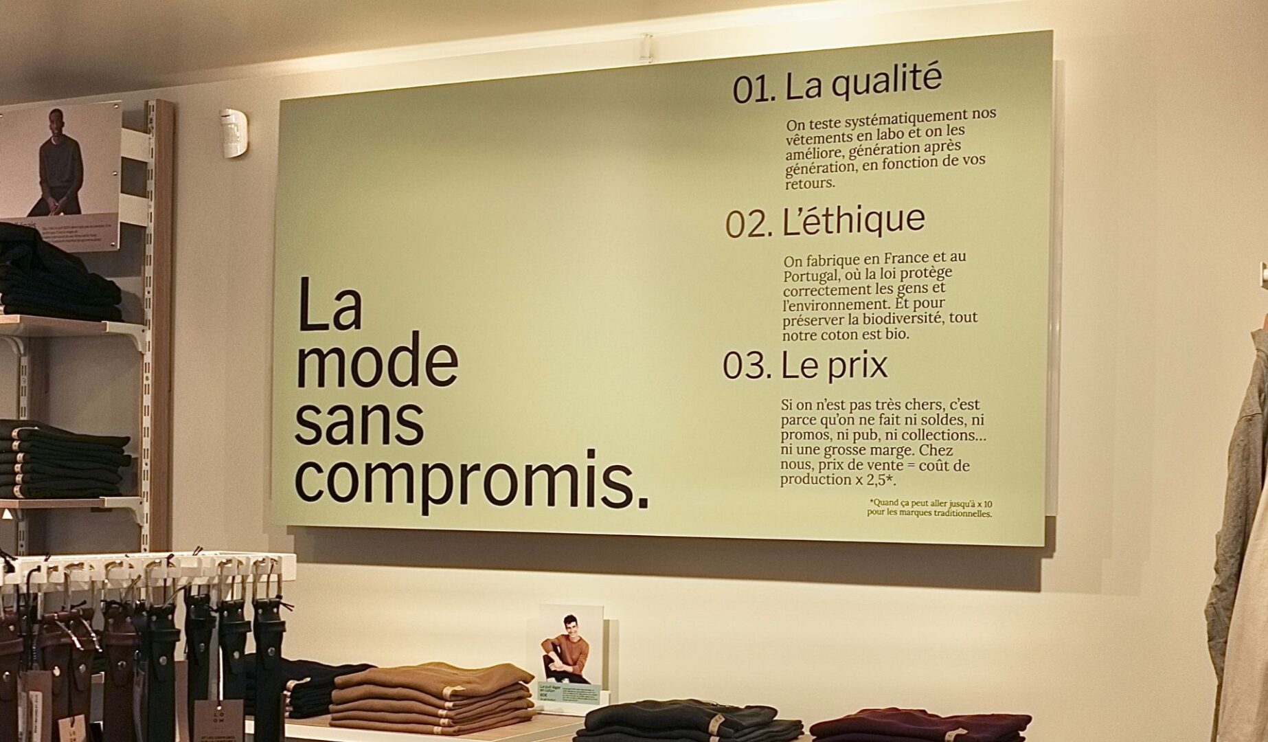 Interior-de-la-tienda-Loom-rue-Barbette-en-el-barrio-le-Marais.