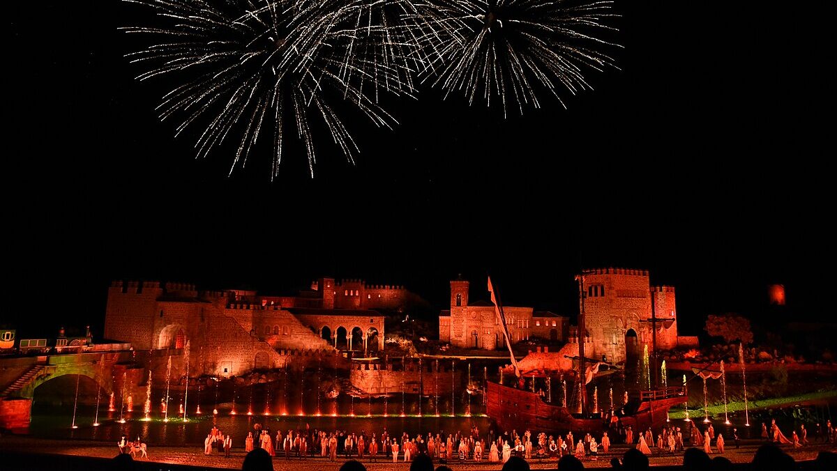 Inauguración del parque temático Puy du Fou España en Toledo
