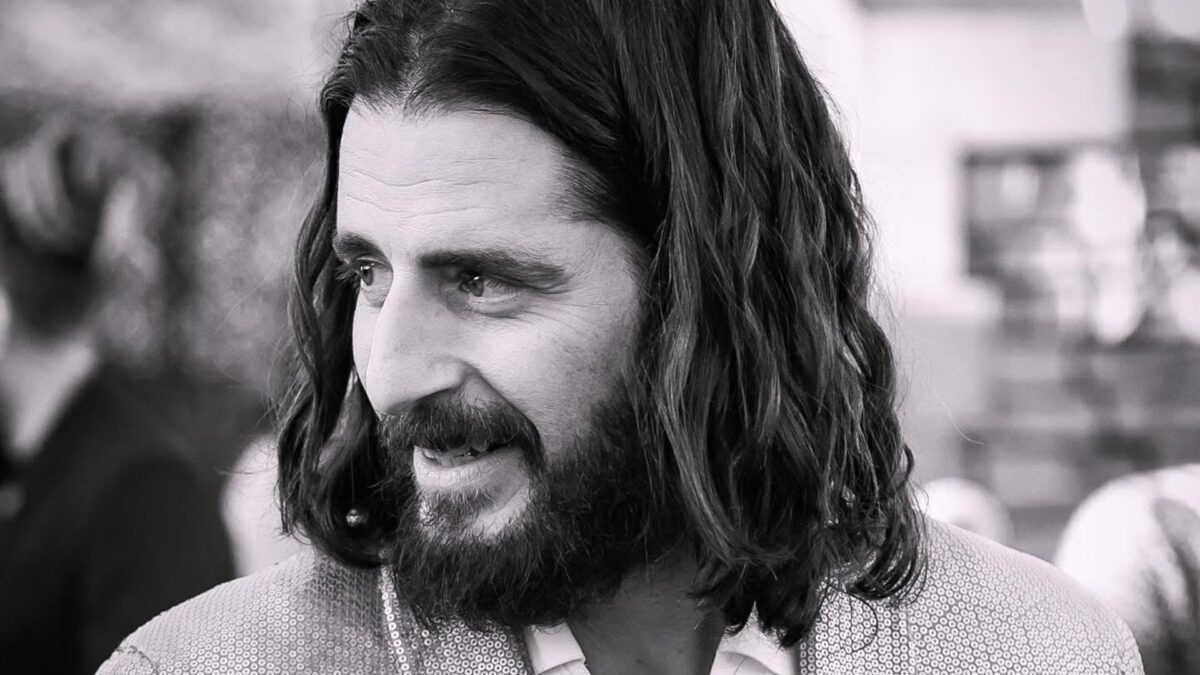 El actor Jonathan Roumie interpreta a Jesús de Nazaret en la serie 'The Chosen'