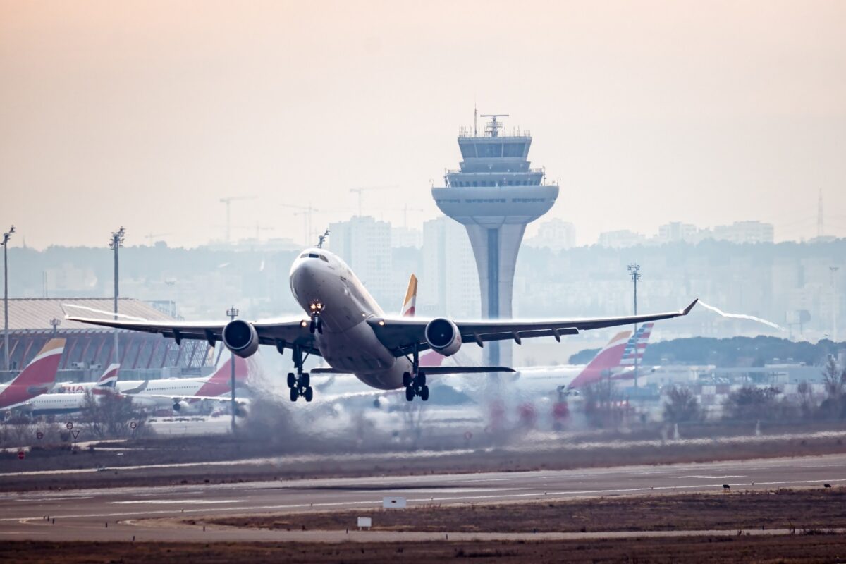 Mirador de Barajas - Sociedad