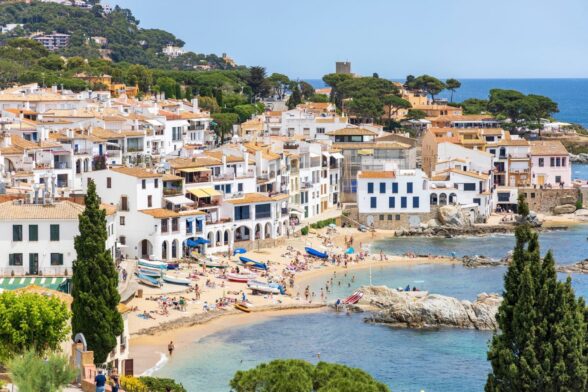 Calella de Palafrugell - Sociedad