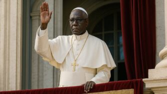 La profecía de Nostradamus que puede llevar a un Papa Negro a sustituir a  Francisco - Artículo 14