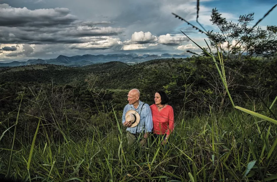 El fotógrafo Sebastião Salgado y su esposa, Lélia Wanick, han plantado más de 3 millones de árboles en 20 años, reviviendo todo un ecosistema. Luiz Maximiano