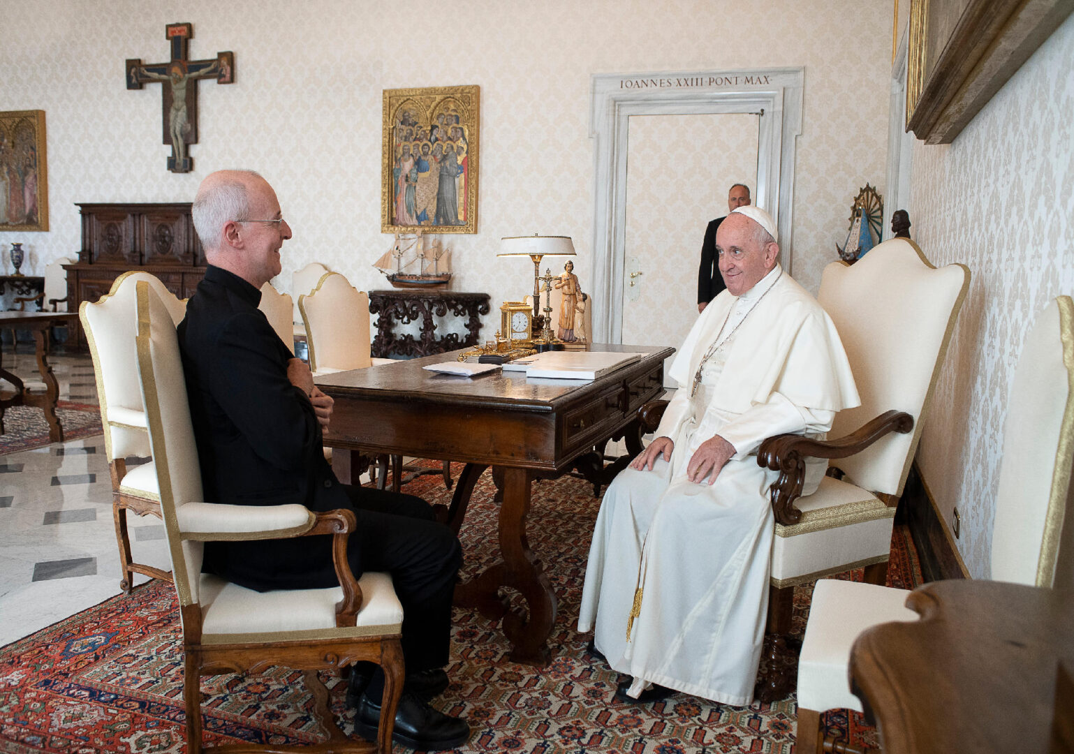 El padre James Martin, en audiencia privada con el Papa Francisco