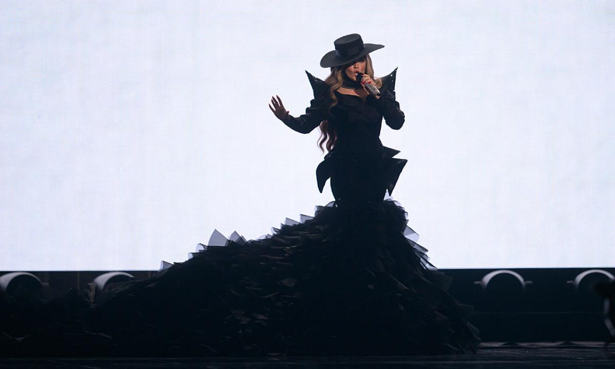 Melody durante la semifinal de Eurovisión.