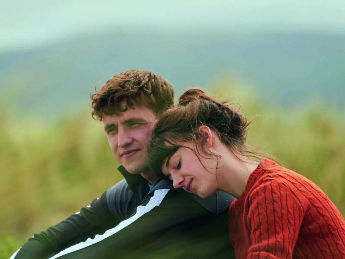 Normal People (2020) - Cultura