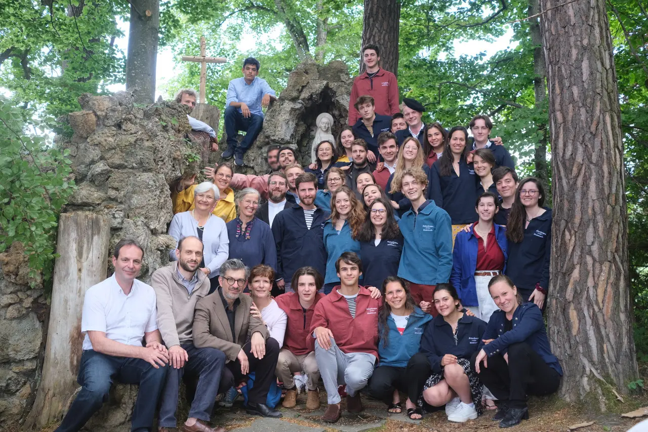 Incarnatio se inspira en el modelo del Instituto Philanthropos, fundado en 2004 en Friburgo, Suiza