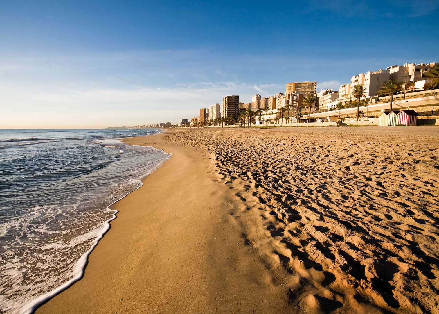 Playa de Muchavista - Sociedad Playa de Muchavista - Sociedad