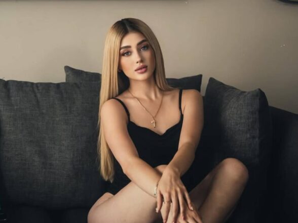Valeria Márquez - Sociedad