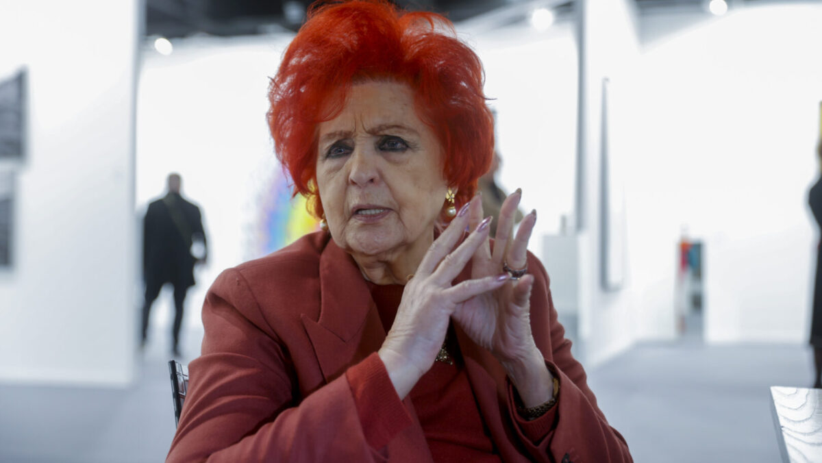 Juana de Aizpuru