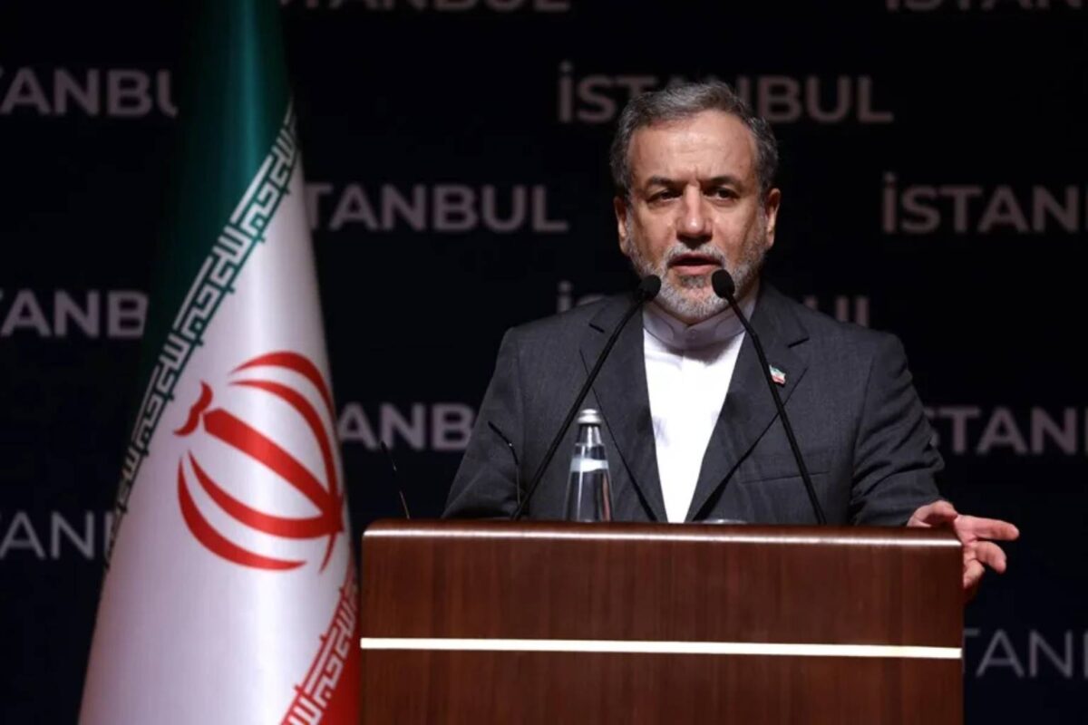 Abbas Araqchi - Internacional