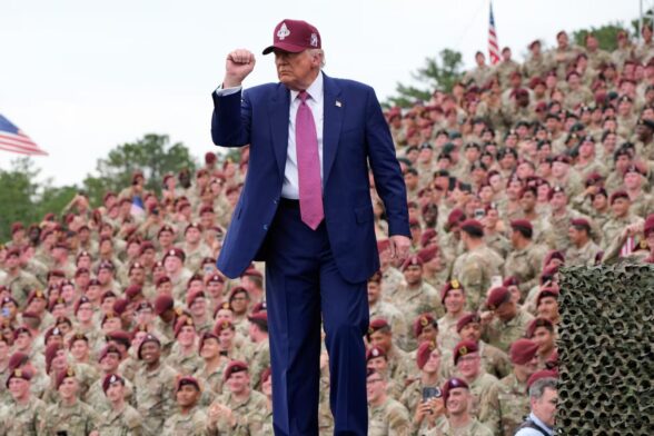 Desfile del cumpleaños de Trump
