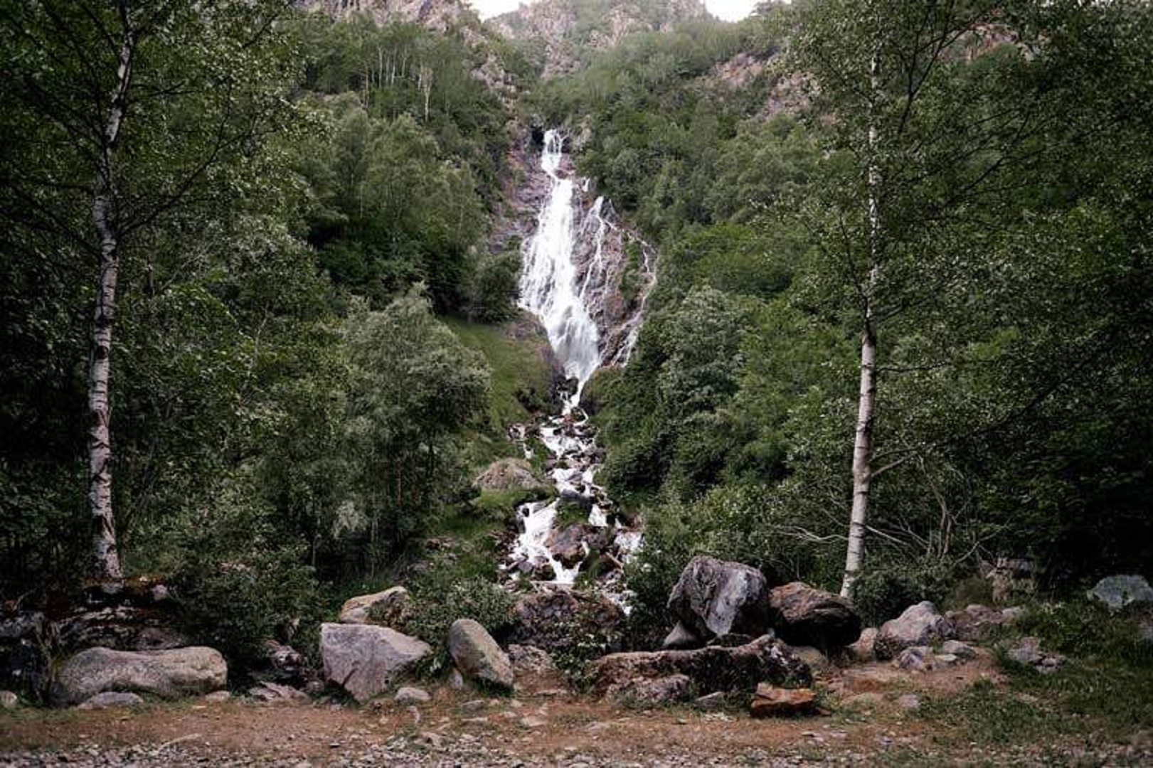 El tesoro del Pirineo que nadie visita y tiene el mejor paisaje de Europa El tesoro del Pirineo que nadie visita y tiene el mejor paisaje de Europa