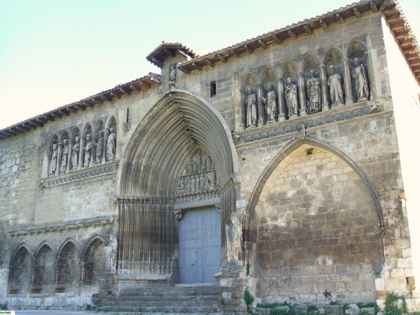 Iglesia del Santo Sepulcro en Estella - Sociedad