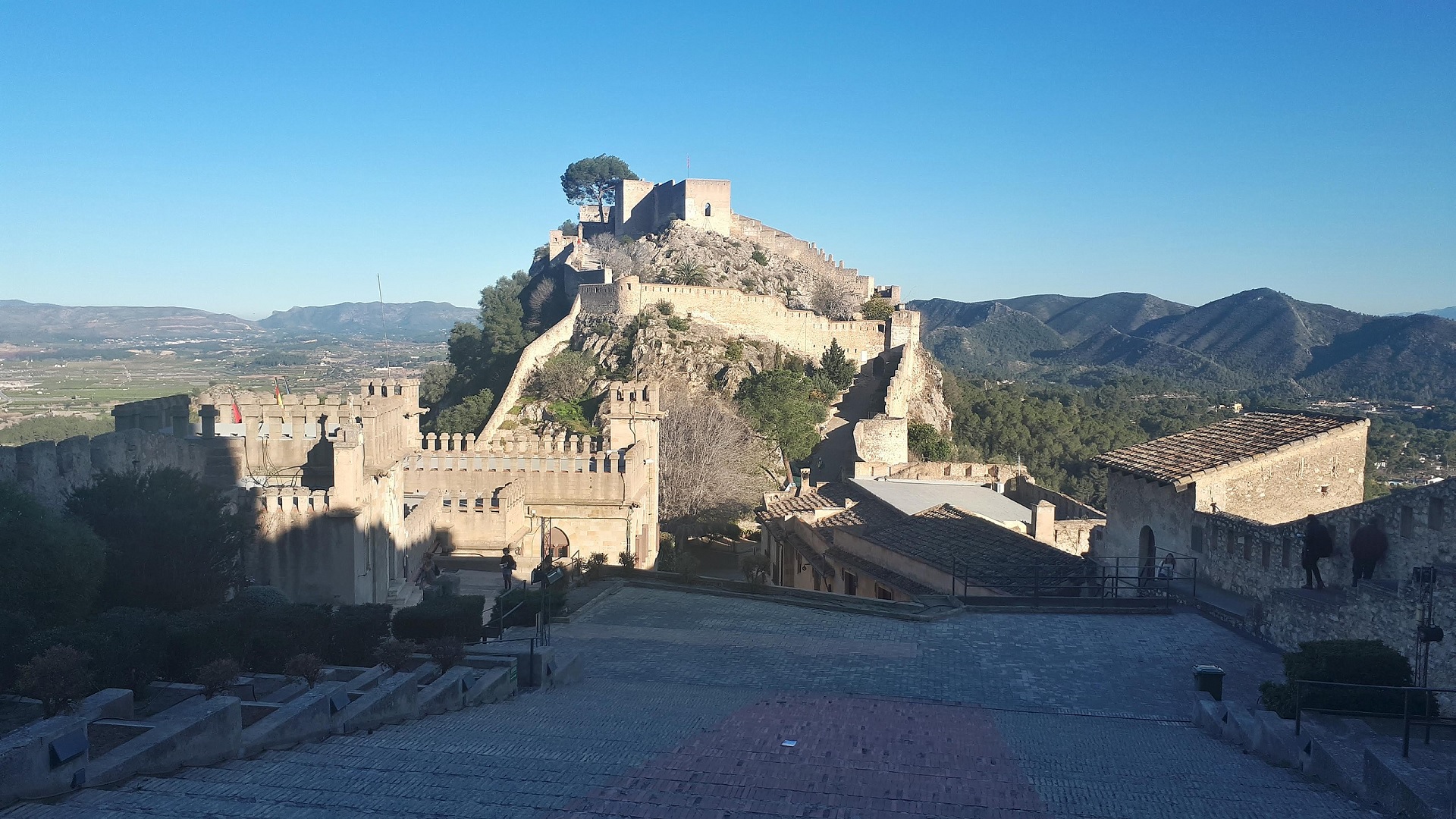 Castillo de Xátiva - Sociedad Castillo de Xátiva - Sociedad