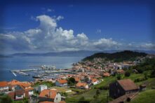 Muros (Galicia) - Sociedad