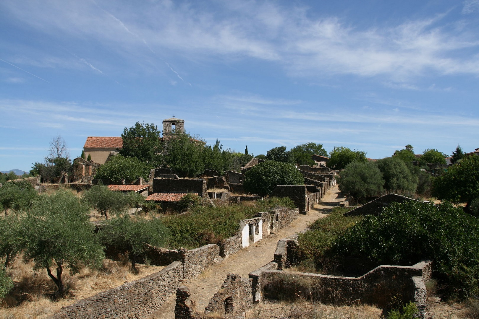 Ruinas de Granadilla - Sociedad Ruinas de Granadilla - Sociedad
