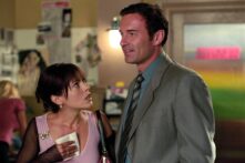Alyssa Milano y Julian McMahon en Embrujadas - Cultura