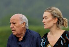 ARTEIXO, A CORUÑA, 15/07/22.- El empresario Amancio Ortega y su hija Marta durante la primera jornada del Concurso de Saltos Internacional de A Coruña, que se celebra en el Centro Hípico Casas Novas del concello coruñés de Arteixo. EFE/Cabalar