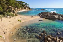 Cala Estreta - Sociedad