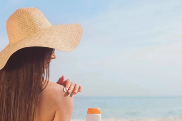 Las cuatro mejores cremas solares del verano 2025 según Yuka