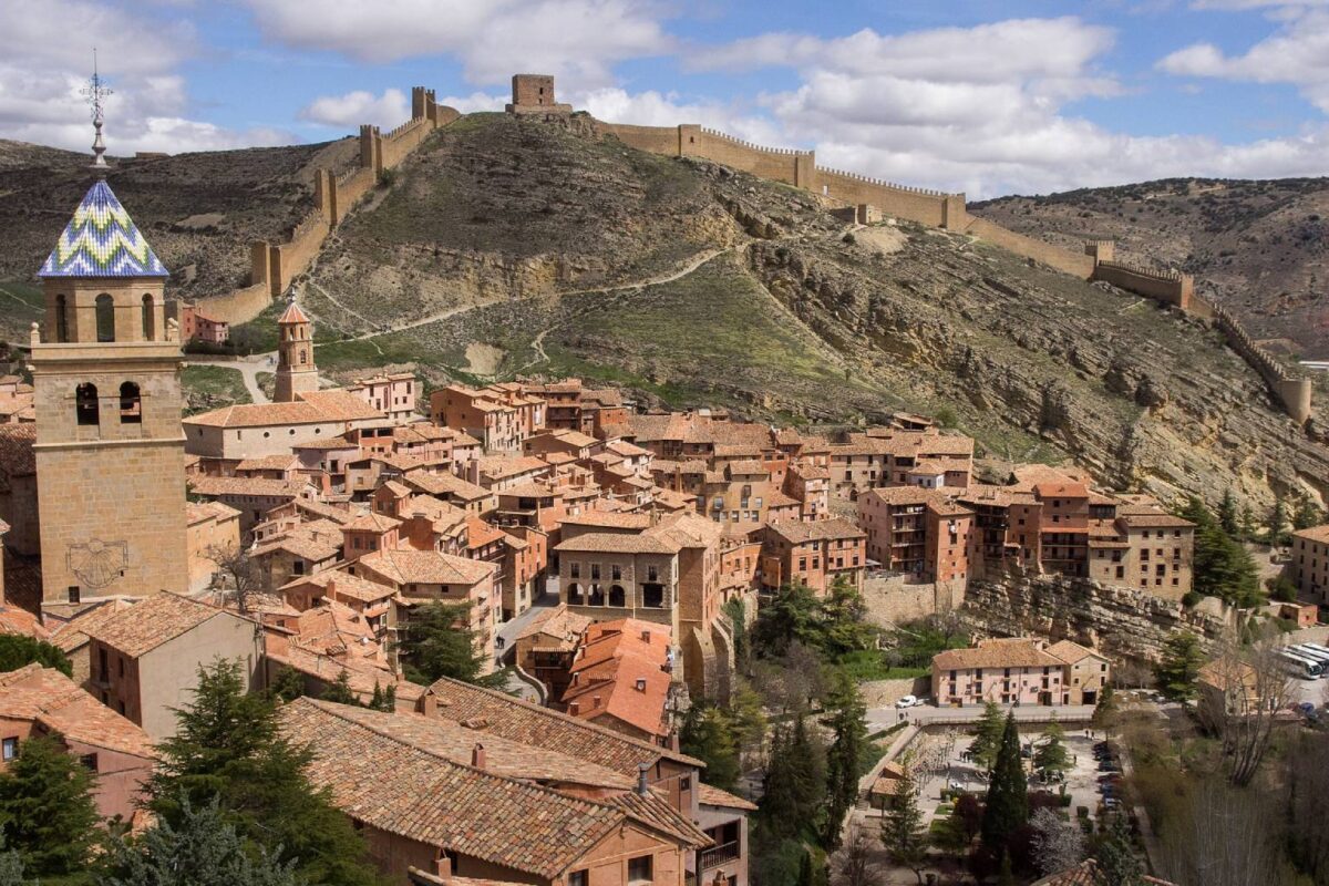Albarracín - Sociedad