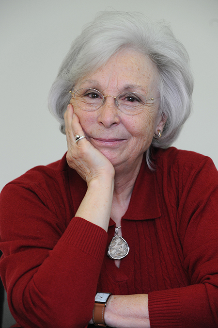 La directora y guionista Josefina Molina