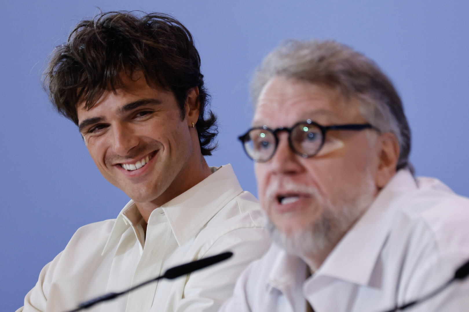 Guillermo del Toro y Jacob Elordi, durante la rueda de prensa de 'Frankenstein' en el Festival de Venecia