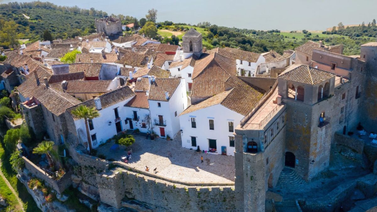 Castellar de la Frontera - Sociedad