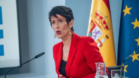 Elma Saiz - Política
