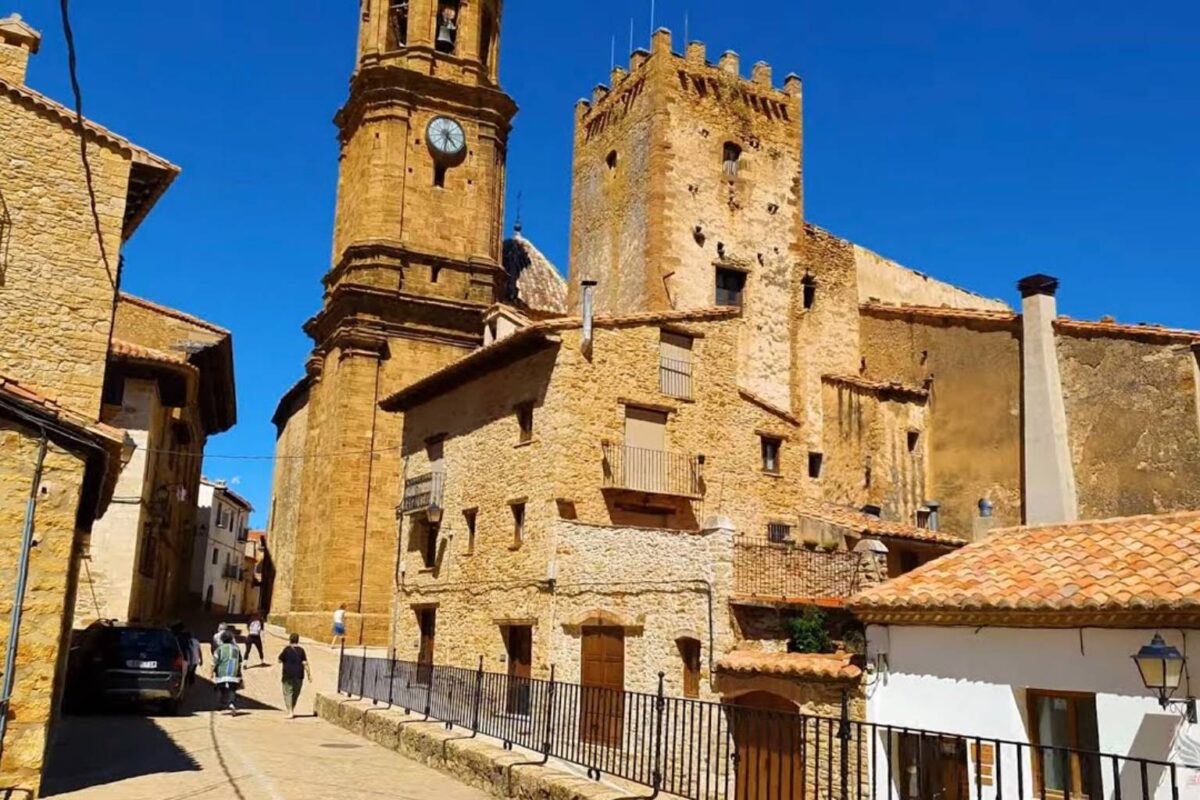 La Iglesuela del Cid - Sociedad