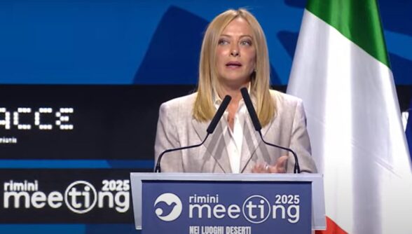 Giorgia Meloni, durante su intervención en el Meeting de Rímini 2025